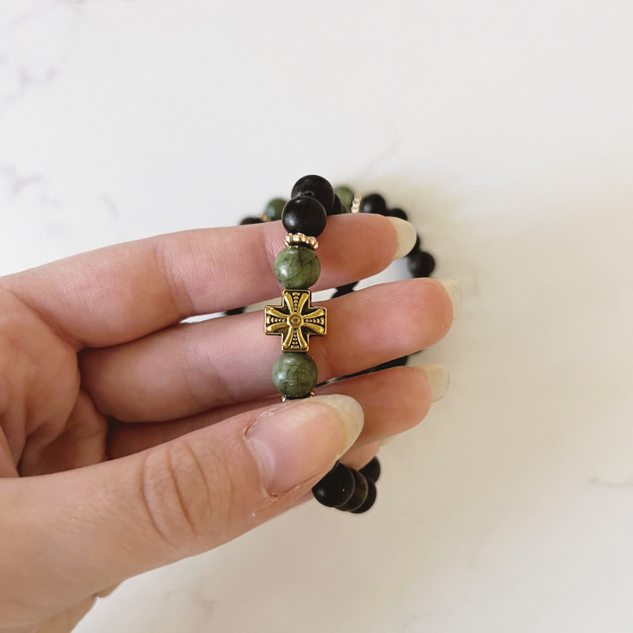 Pulsera de oración de 33 cuentas de madera de wengué con cuentas espaciadoras de lavanda