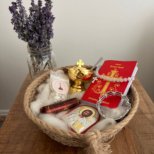 Canasta de regalo bautismal