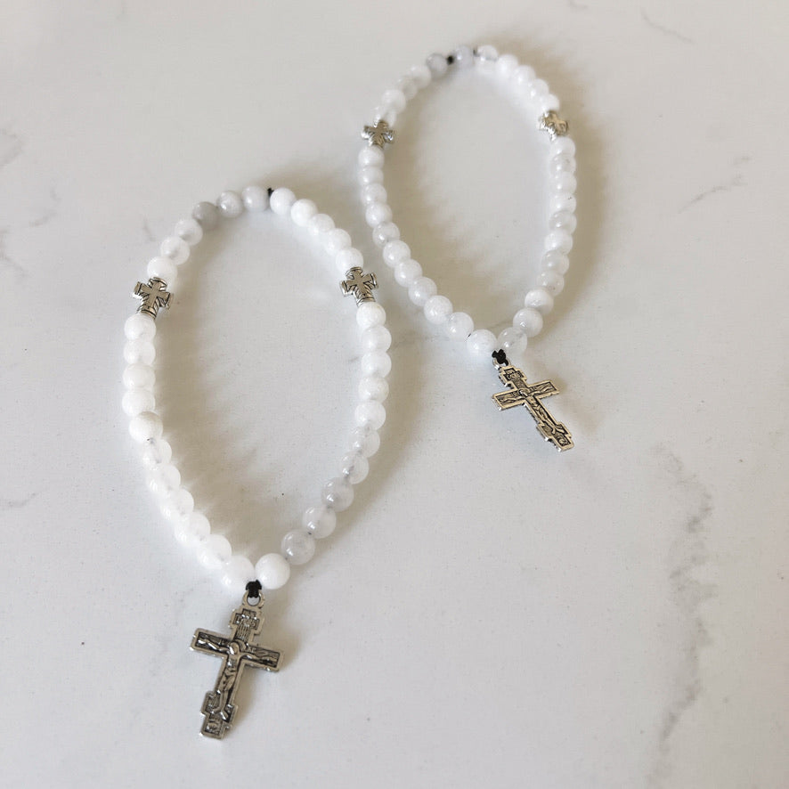 Pulsera de oración de madera de 50 cuentas con cuentas espaciadoras de lavanda