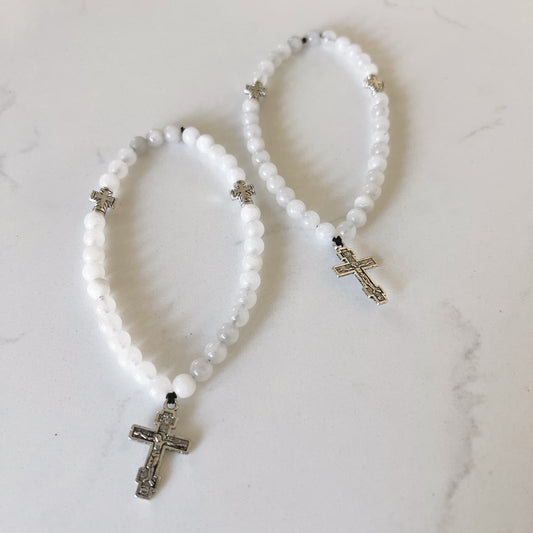 Pulsera de oración de madera de 50 cuentas con cuentas espaciadoras de lavanda