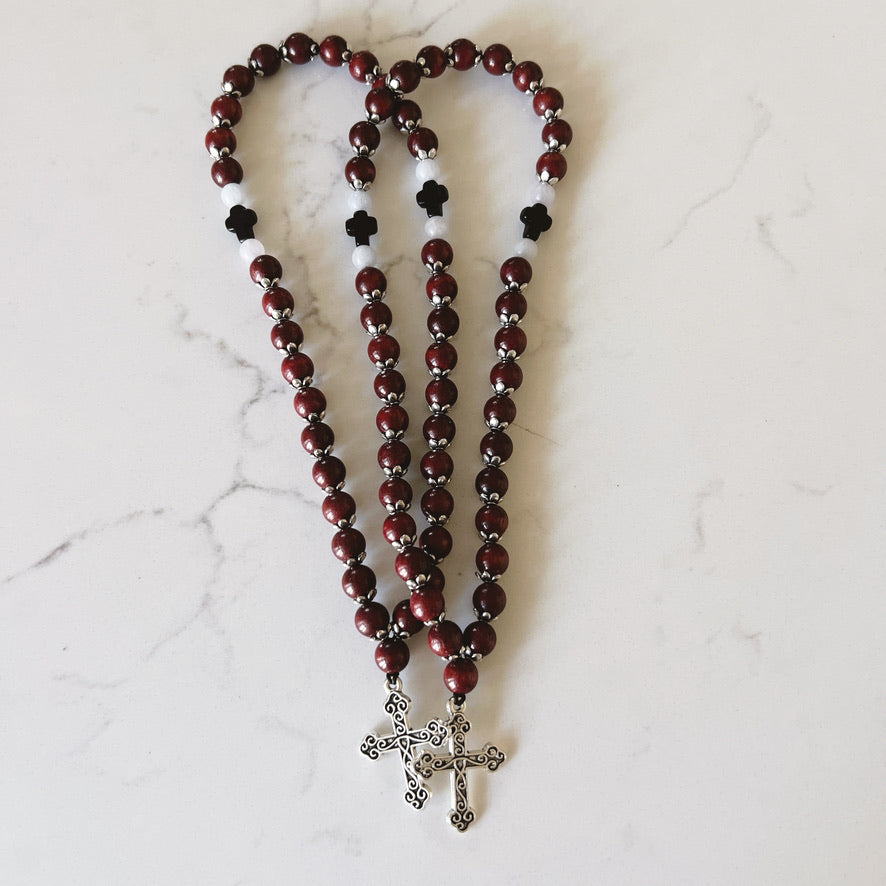Bracelet de prière en bois de 50 perles avec perles d'espacement lavande